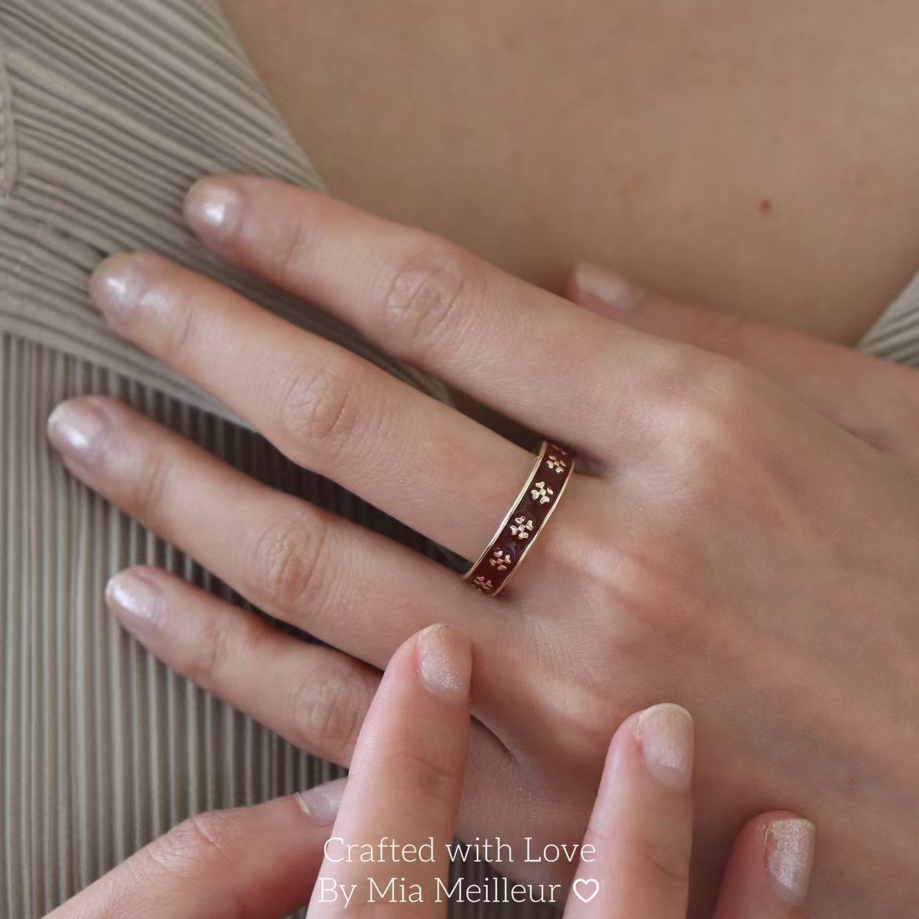 Vintage Floral Band Ring, Deep Burgundy Red Open Ring MR163