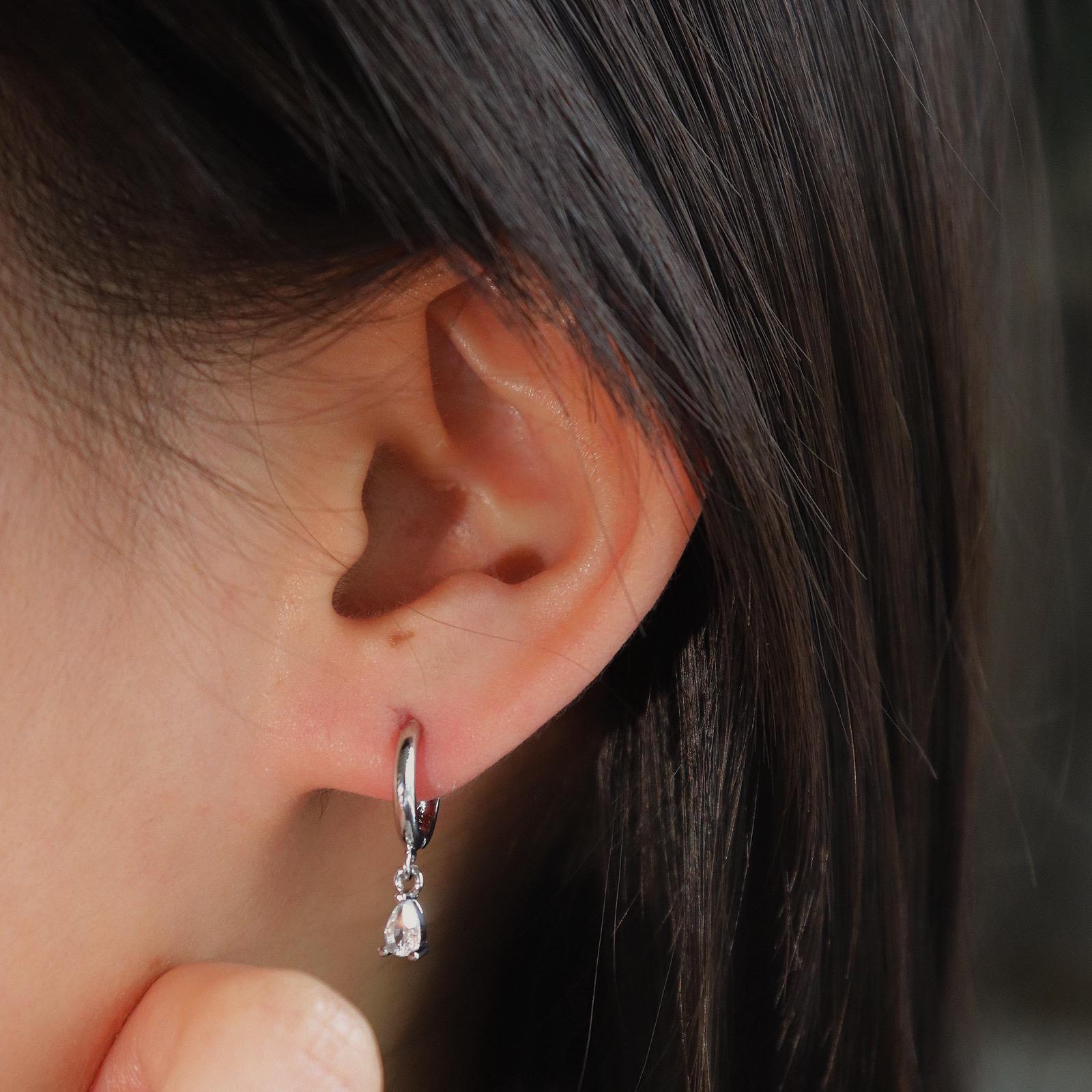 Dainty Teardrop Huggie Hoop Earrings