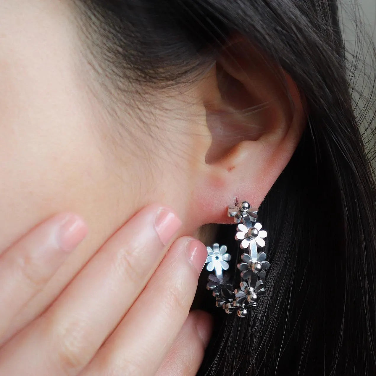Daisy Hoop Earrings, Blooming Flower Circle Earrings