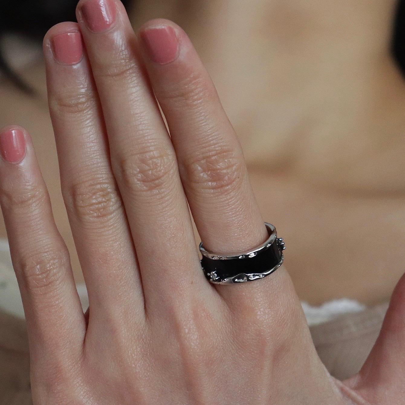 Dripping Liquid Enamel Band Ring