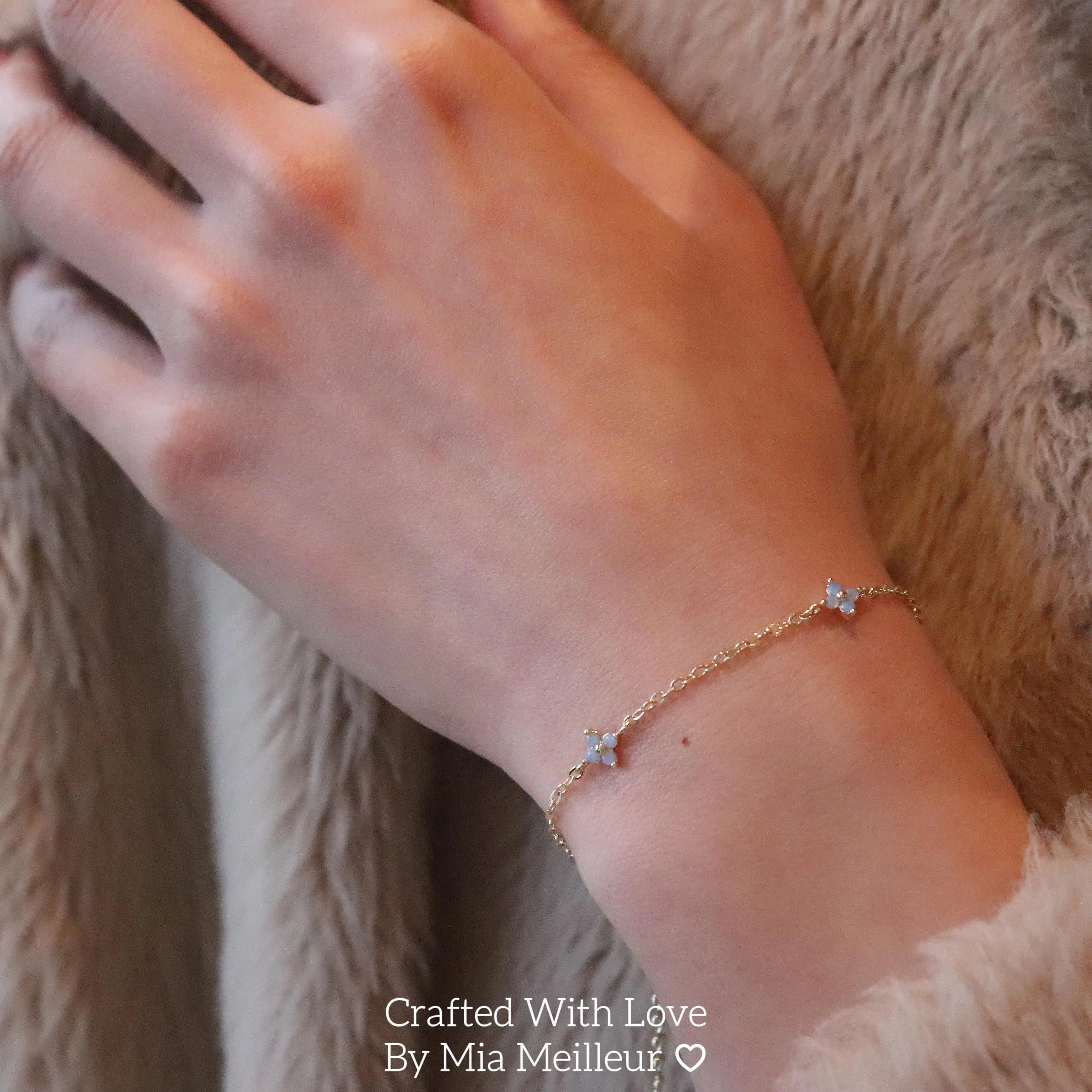 Dainty Blue Flower Bracelet